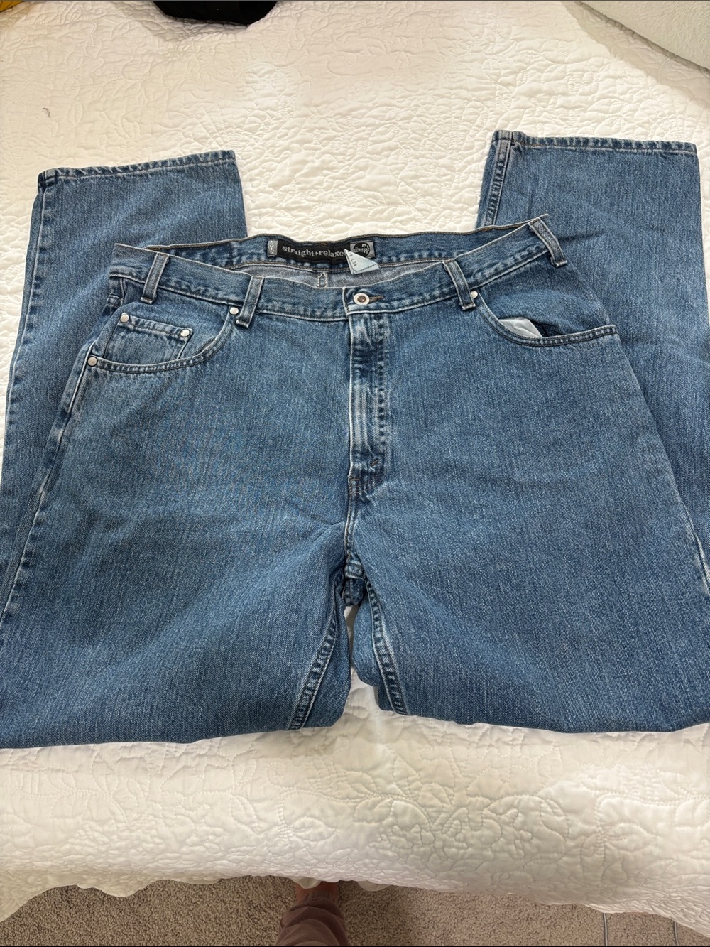 vintage late-1990s Levi's SilverTab "Straight + Relaxed" fit
